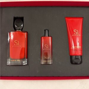 Giorgio Armani Si Passione Red Set